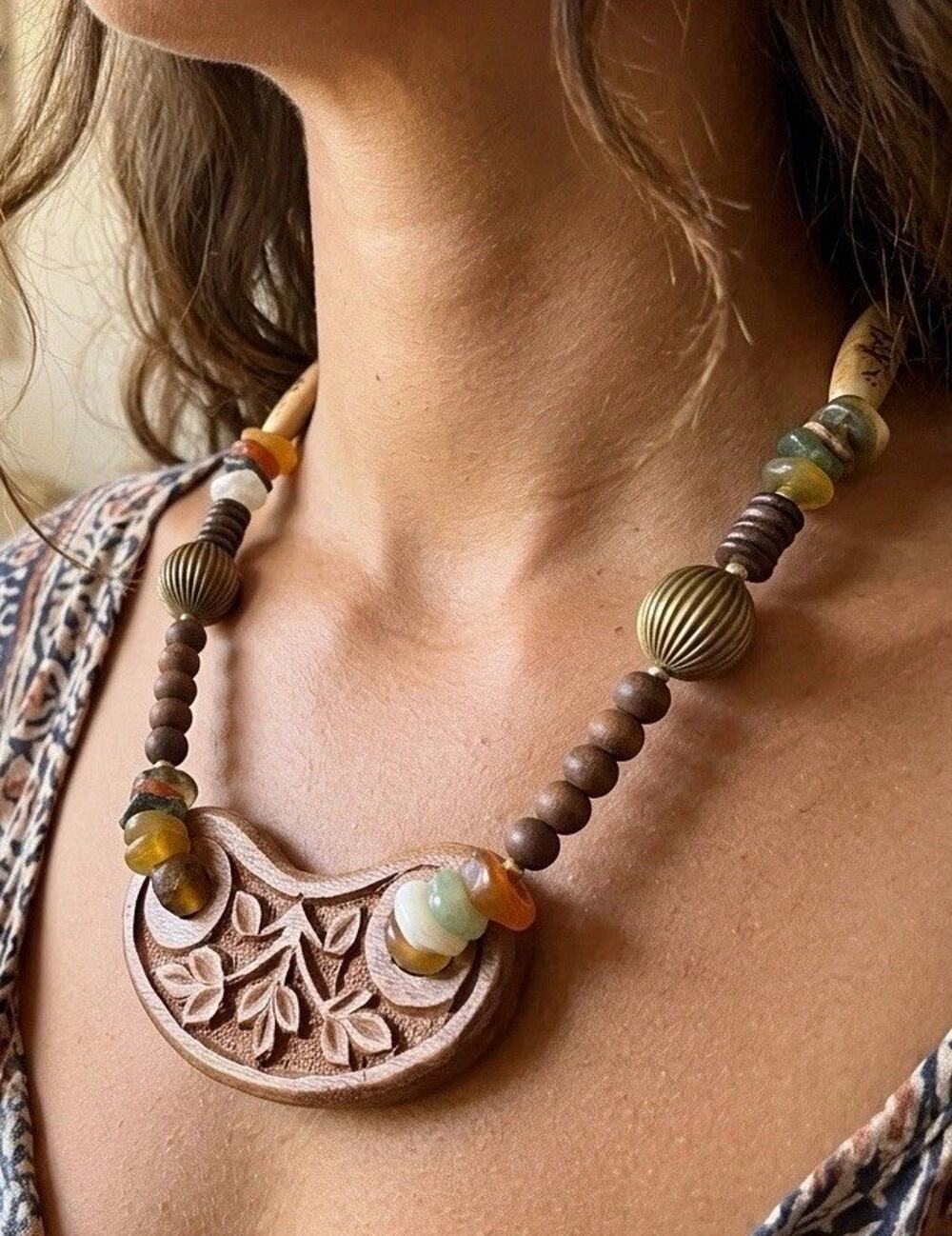 Tribal Chic Boho Statement Necklace/Carved Wood Bib/Stone Beads India 1970s